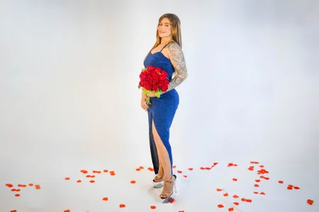 Anna__SpencerValentine's Day 2026图片 3
