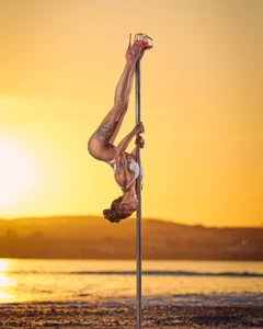 Martyca_Beee ✨ Pole figures ✨  4. fénykép