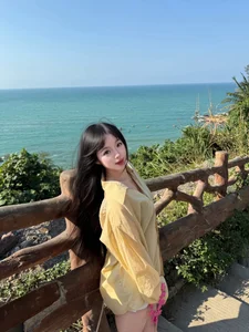 1X-two 小艺~💕 Foto 3