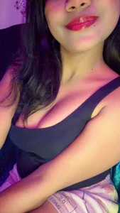 Hot de Xoxo_Ruby  5 Imagens