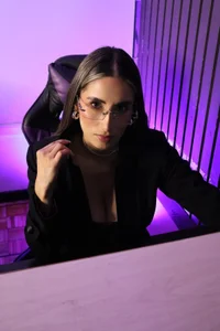 Lia_Crystal_ sexy secretary зображення