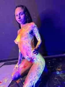 Sweettpleasure Painting and pleasure Pic 5