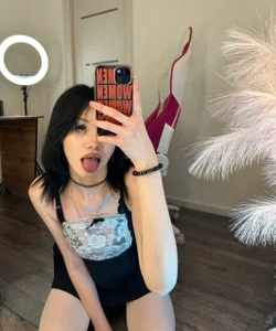 LilySparklsTeasing you Bild 4