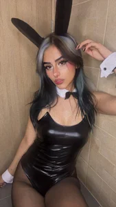 blue_kitten Conejita 🐰🖤 Pic 2