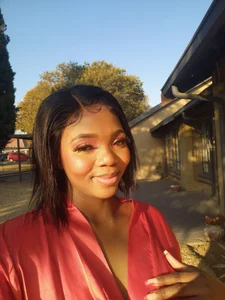 MilfBoobsxx Public slika 2