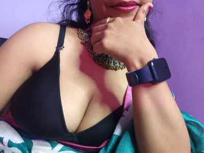 hot_Oliviaa Oliviaa hot Pic 2