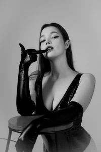 Princess_Hailey_ Latex and desire 5 szexképe