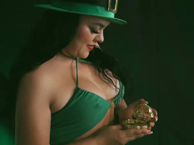 lola__sweetx Happy Saint Patrick ☘️ Pic 3