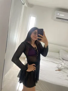 Kylie_sin_ Only Me Pic 2