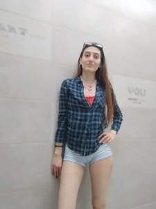 Iren's Iren walk Sex Photo 1