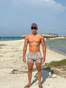 Maximo_Dominic Maximo 😏 Foto 4