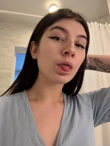 EllyMartinez my fiery friend💋  💋💋 Bilde 5