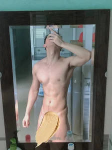 anhkiet_huang kullanıcısının take a shower with me albümü -  3 fotoğraf