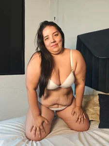 AbbySttonne Public slika 3