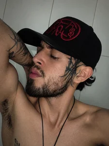 ravenblood_camboy Public slika 3