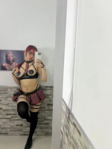 Melannytaylor 📓🤭 Εικόνα 3