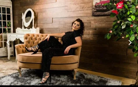 BustyMadison Public รูป  6