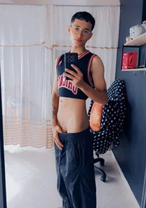 Public od _Josh_Moon_  8 snímek