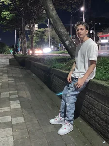 😳 de mateodeamjo  5 photos