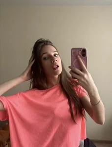 ShaeHeeter🍓🍓🍓 Bild 3