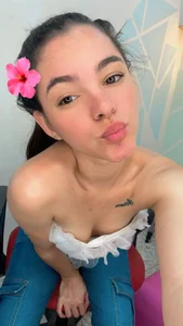 Mia-kalinfa Like a flower Fotka 2