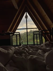 Mia_222 I love visiting this place Pic 4