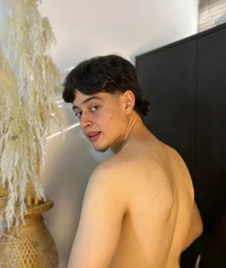 Public od EthanCross__  snímek