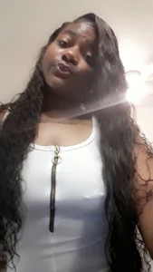 BiggRedd545's Red Sex Photo 1