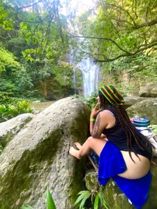 mia_grimes🥵A DEMON IN A WOMAN'S BODY🥵图片 6