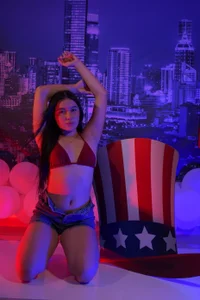 mia_slora The girl of the American Dream ✨💋 Foto 5