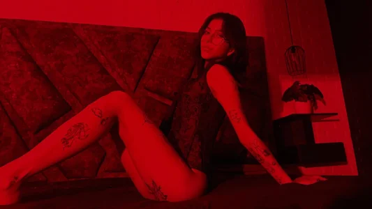 Mimi_Darling_ Tell me I am the most vivid red 圖片 4