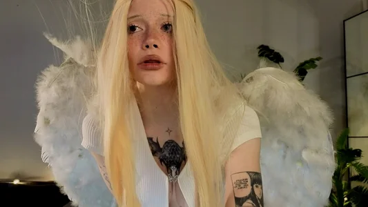 angels cry too de boobsybootie Foto 3