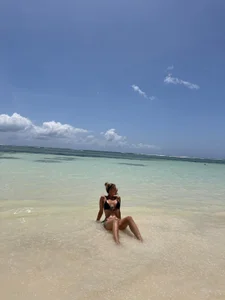 AvaMaddisson: Join me on the beach 🏖️ ( фото)