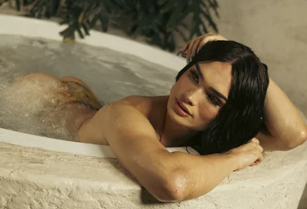 Lilith_Evangelion3 in the jacuzzi Pic 4