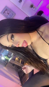 Babyuriel211 🫦 Pic 2