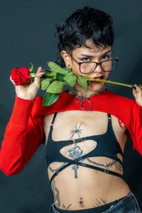 trinitty Valentine's goddess 💋👠✨ slika