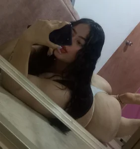 Renata_reyes11 Public รูป  2