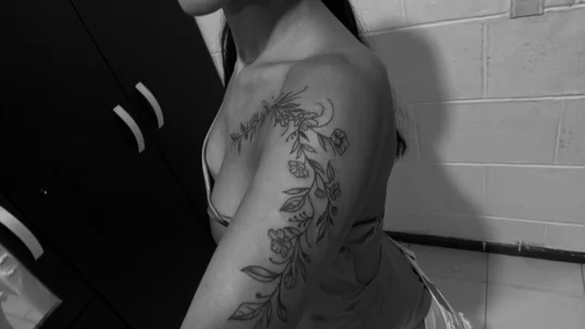 My new and first tattoo! ✨ ภาพเซ็กส์ 1 รูปของ RubyMonroe_