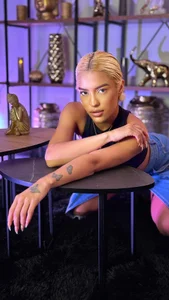 MystiqueXXX Public slika 8