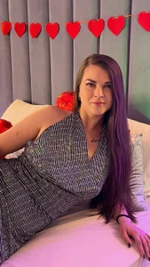 EsterElliott Public Billede 2