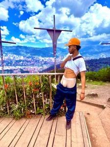 Hot day on the hill of the three crosses 🏔️🌄🔥 de Alex_bigcock11_  3 photos