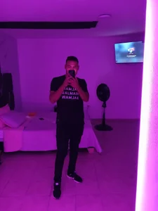 kastyn22 Public Εικόνα