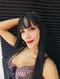 juliane pink de juliane_sweer1  3 Imagens