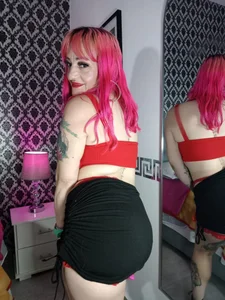 AzuraRousse Hot lady Pic 4