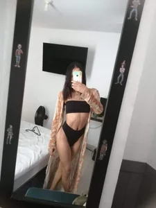 DOLL_CUMSHOT Public Foto 2