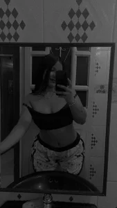 Lilith_and_Khloe Khloe Pic