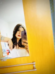 StrawberryWine07 HI MYSELF Kuva 2