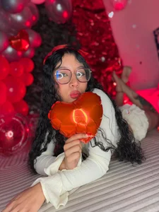 BriaConner_ Happy Valentine day 😍 Immagine  3