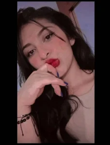 Ariana_F_W Public Hình 3