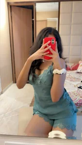 renu_bold Renu love зображення